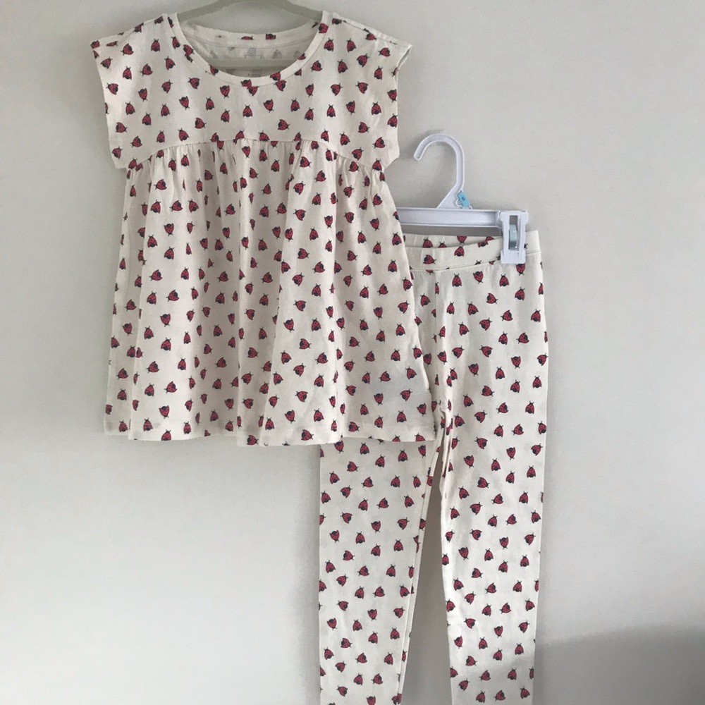 Gap Kids Matching Lady Bug Outfit.